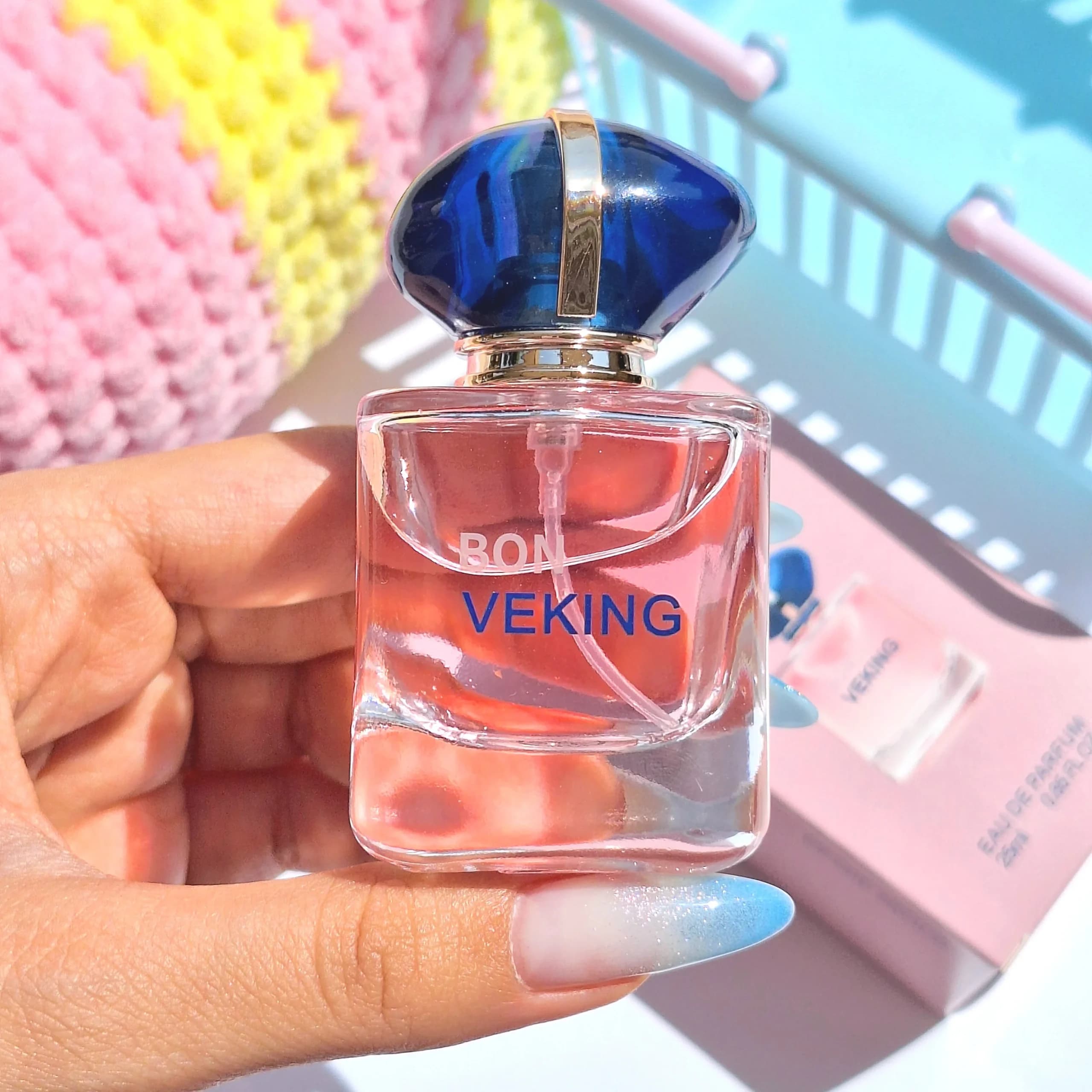 عطر ۲۵ میل veking colo رایحه مای وی