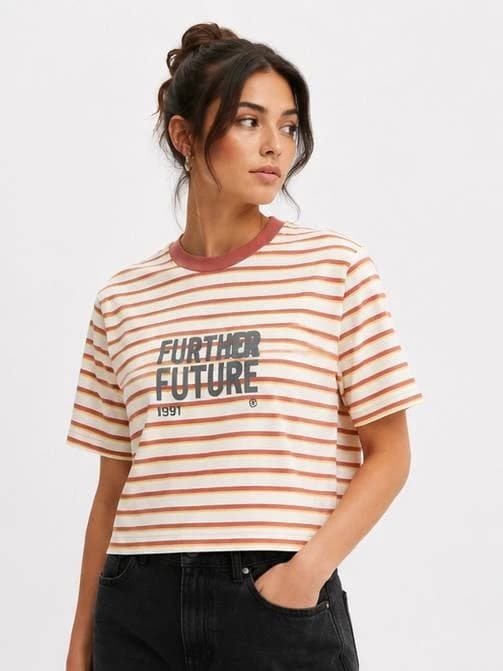 تیشرت زنانه کرم راه راه طرح Future — تصویر ۲