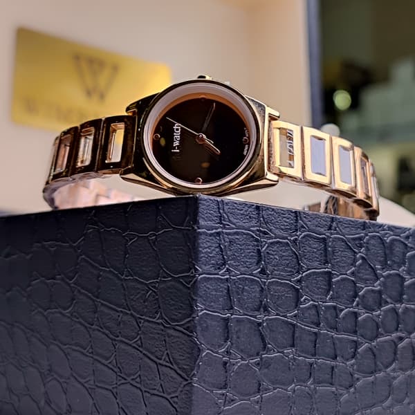 ساعت مچی زنانه آی واچ اورجینال ژاپن رزگلد مشکی مدل 190265L — تصویر ۸