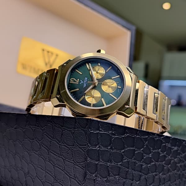 ساعت مچی مردانه ویکتور اورجینال طلایی سبز مدل V5660 (سه موتوره) — تصویر ۵