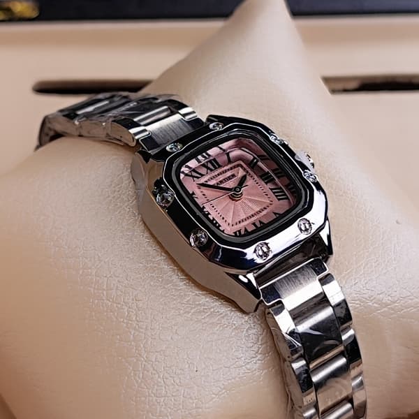 ساعت مچی زنانه کارتیر Cartier Panthère بند استیل نقرهای صورتی — تصویر ۳