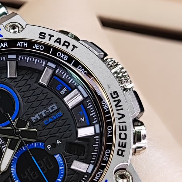 ساعت مچی جی‌شاک دو زمانه نقره ای مشکی آبی مدل 5544 G-Shock (دو موتوره) — تصویر ۸