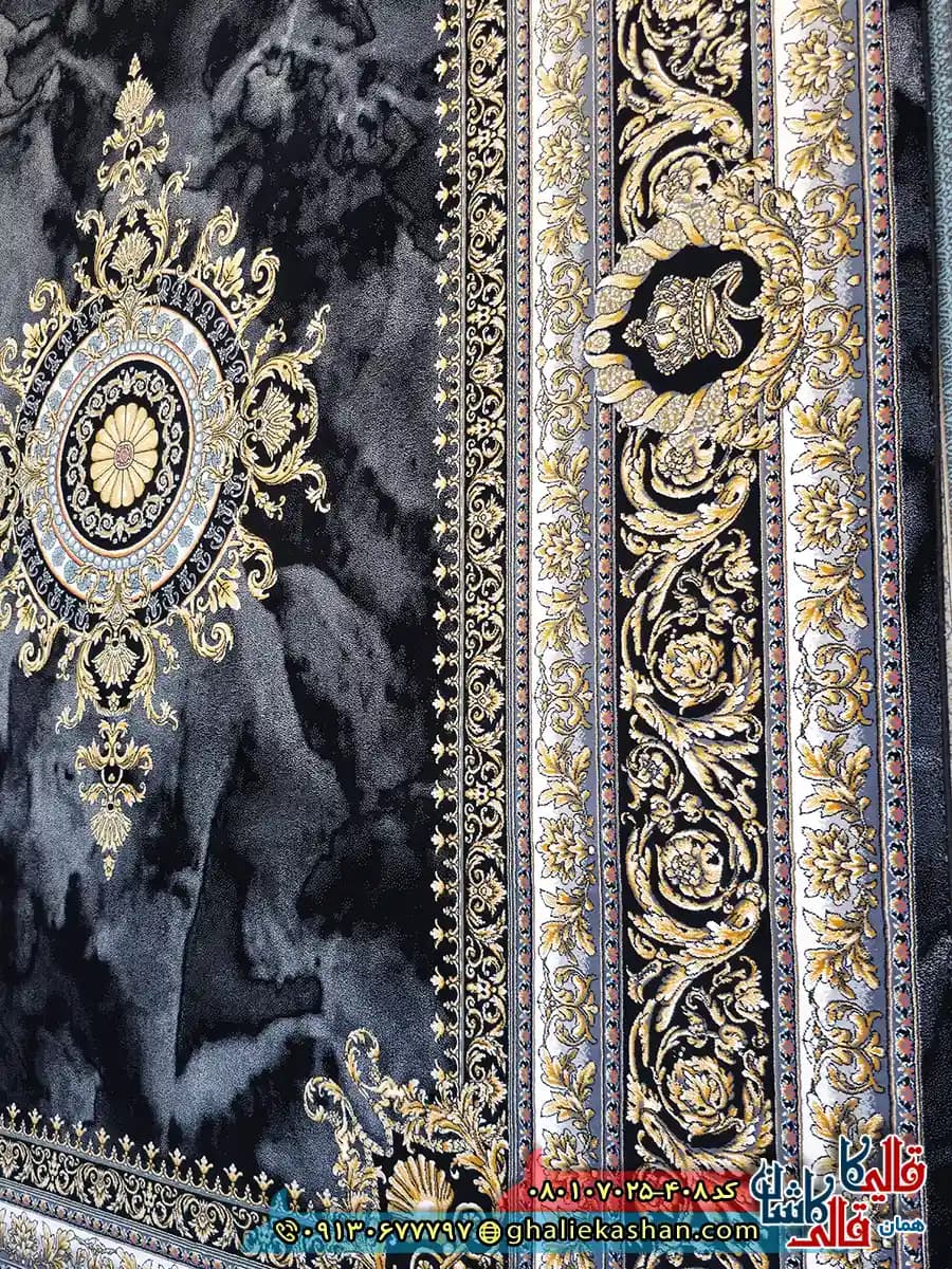 فرش ‌طلاکوب ‌700 ‌شانه ‌فرانسوی ‌طرح ‌ورساچه ژیوا رنگ ‌مشکی ‌زغالی ‌کاشان ‌ — تصویر ۵