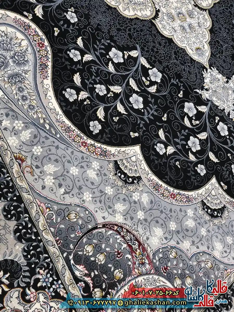 فرش کلاسیک 700 شانه طرح سوگند رنگ سرمه ای کاشان — تصویر ۵