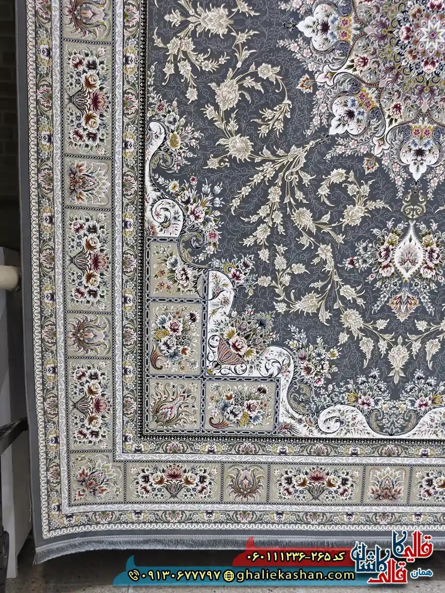 فرش 1200 شانه طرح وانیار رنگ طوسی دودی گل برجسته کاشان — تصویر ۲