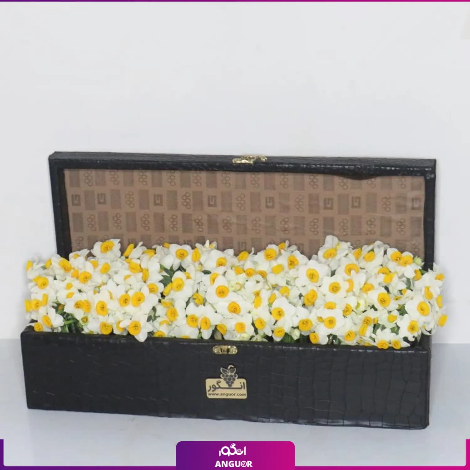 باکس گل نرگس 80 شاخه مستطیل