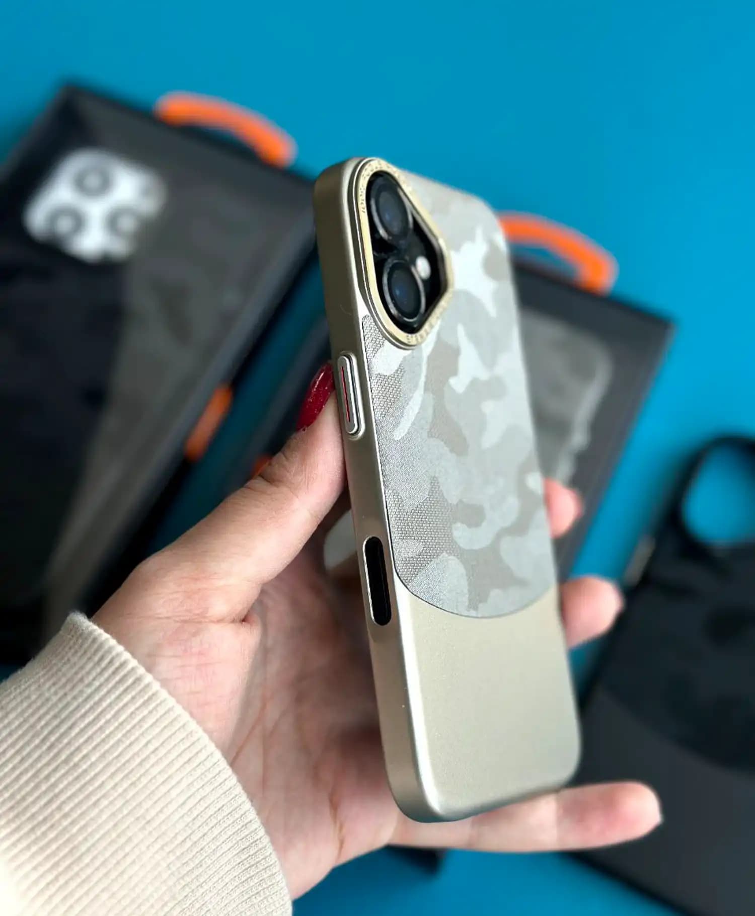 قاب چریکی ویوا مادرید گوشی موبایل آیفون Iphone 16 — تصویر ۴