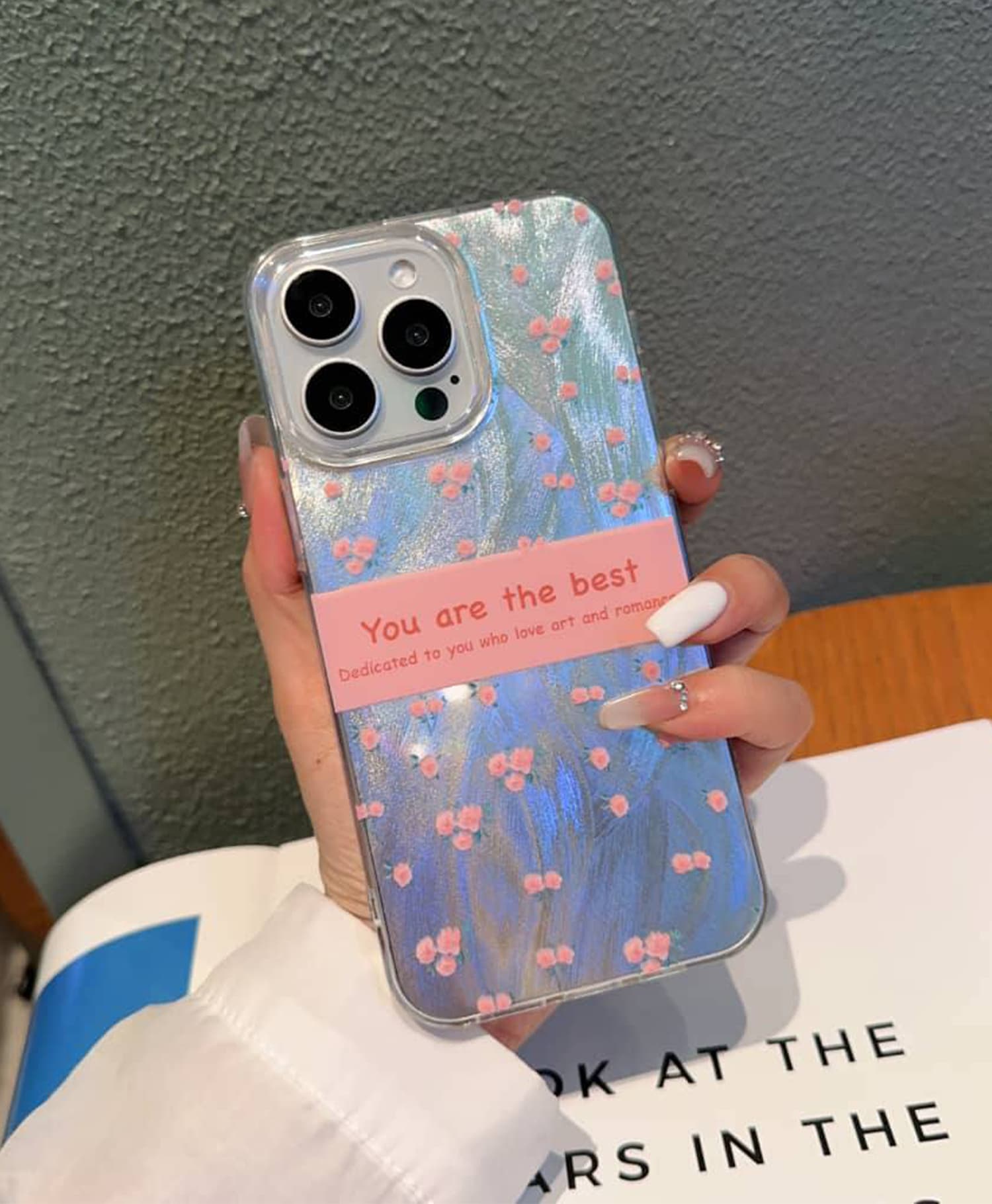 قاب هولوگرامی طرح دار گوشی موبایل آیفون Iphone 13 Pro Max — تصویر ۳