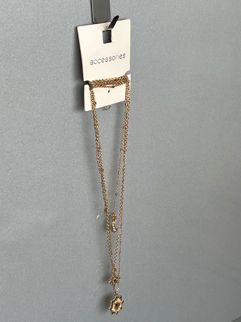 گردنبند سه لایه خورشید، ماه و ستاره از برند accessories — تصویر ۲