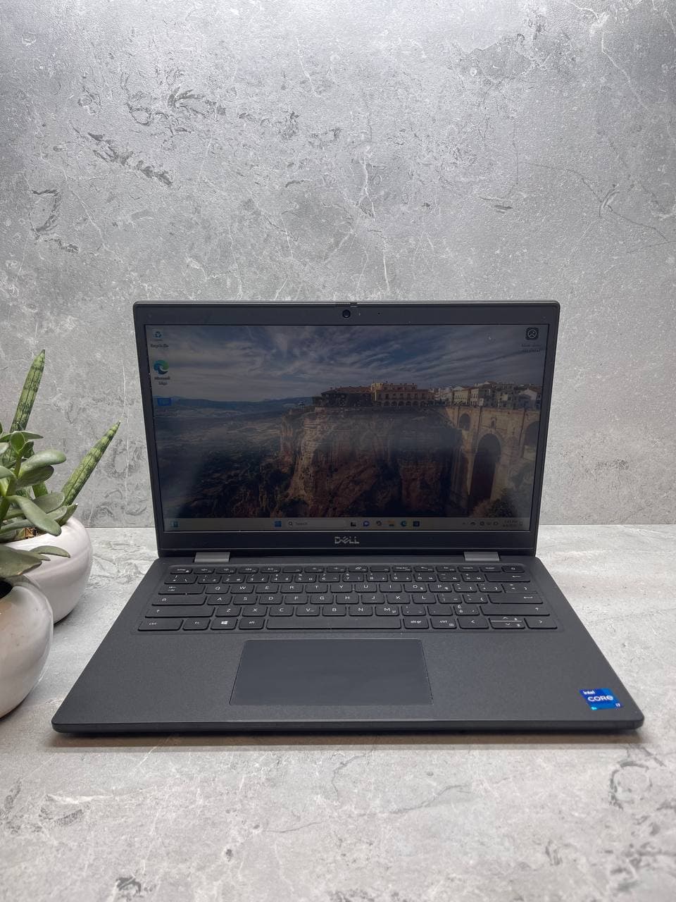 لپ تاپ استوک Dell Latitude 3420 | 14″ | Core i7-1165G7 | 16GB RAM | 256GB SSD | Intel Iris Xe Graphics — تصویر ۲
