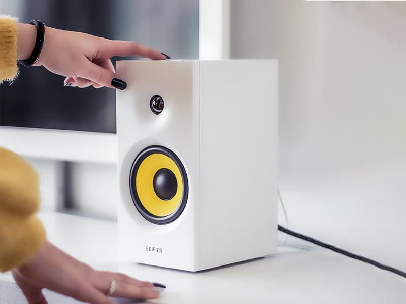 اسپیکر رومیزی ادیفایر مدل Edifier R1080BT Bluetooth Bookshelf Speaker — تصویر ۸