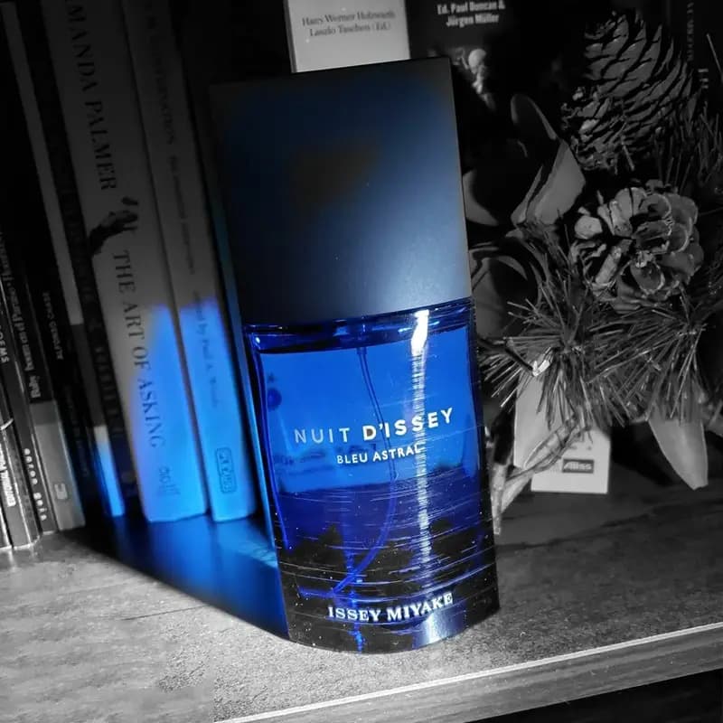 عطر ادکلن ایسی میاکی نویت دیسه بلو آسترال اصل | Issey Miyake Nuit d Issey Bleu Astral — تصویر ۶