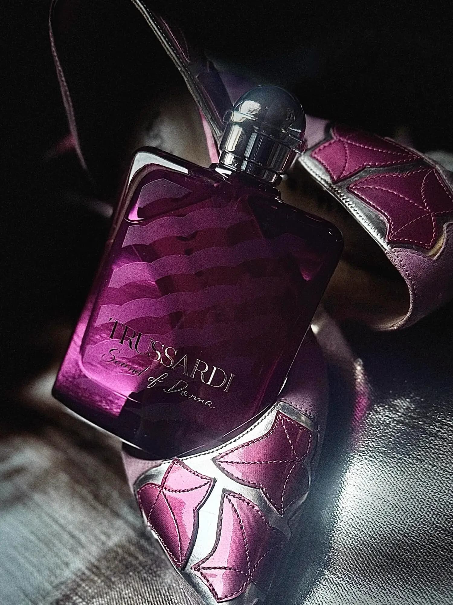 عطر ادکلن تروساردی ساند آف دونا اصل | Trussardi Sound of Donna — تصویر ۶