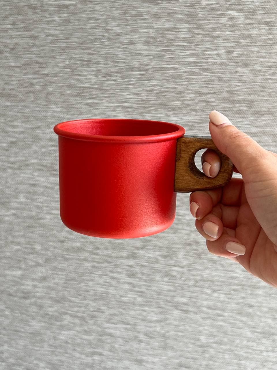 ماگ لعابی دسته چوبی لایت- 300 سی سی- رنگ قرمز — تصویر ۳