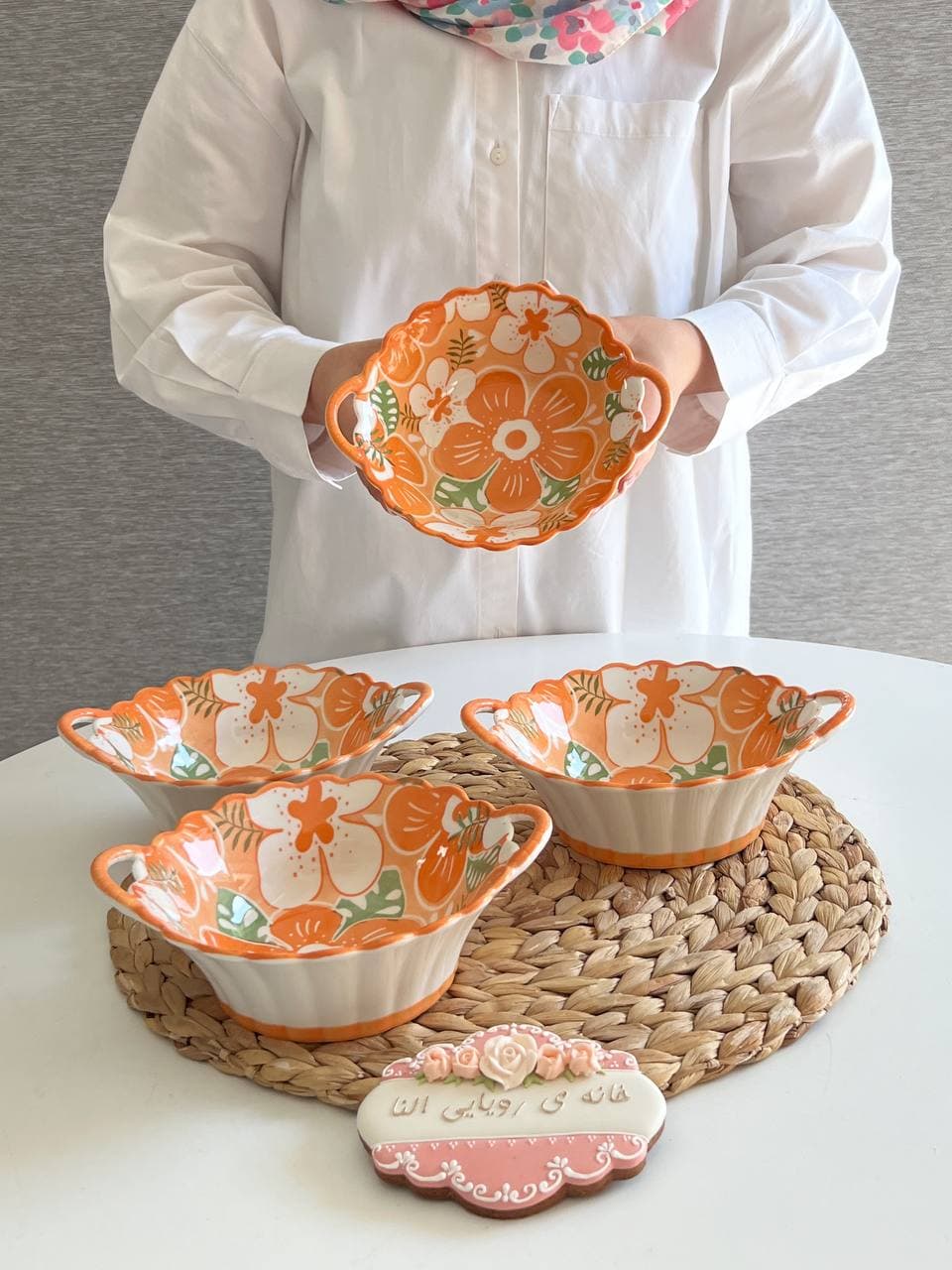 کاسه دو دسته پاشاهوم- طرح 4 گل- طرح نارنجی
