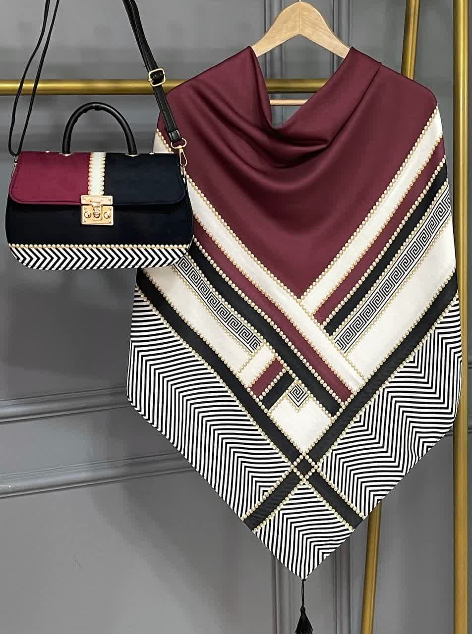 ست کیف و روسری زنانه طرح جدید ورساچه تیبا عنابی روسری زنانه عنابی کیفیت عالی کد mo1038