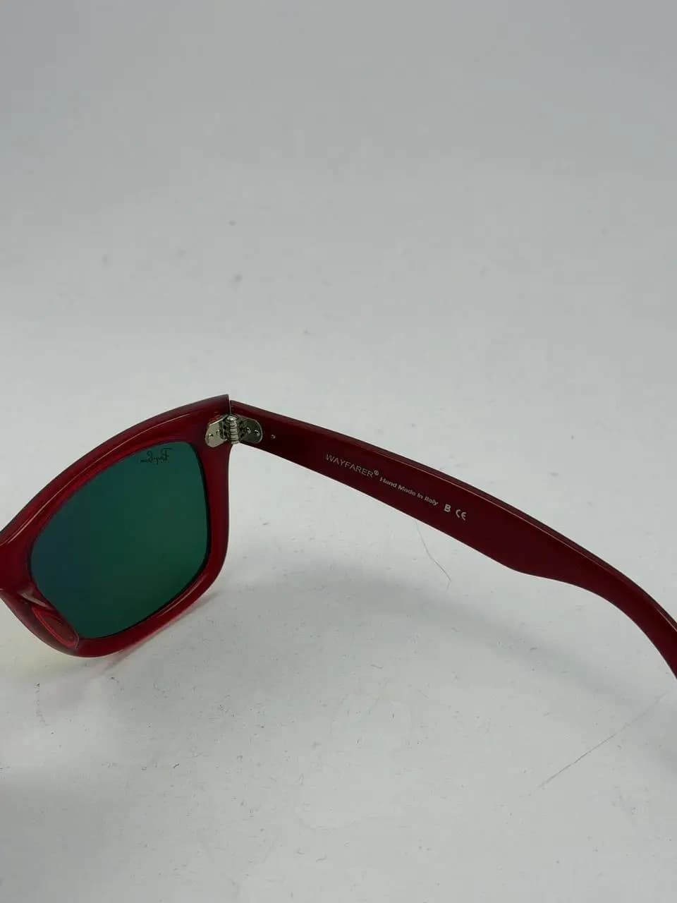 ریبن ریفرر مشکی قرمز rayban rb-2140 — تصویر ۳