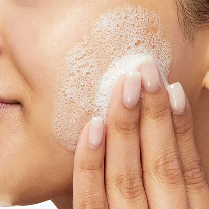 فوم شستشو صورت روغنی پوست های نرمال و چرب سراوی CERAVE — تصویر ۳
