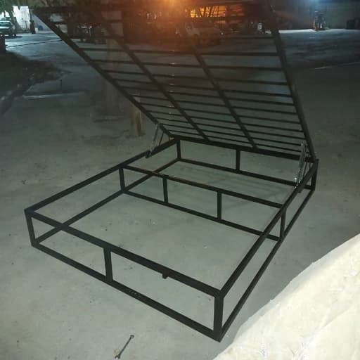 کفی تخت فلزی جکدار 14 تسمه 3 پل یک نردبانی رنگ مشکی استاتیک . ارسال با باربری مبلمان فرنا مدل 1143691