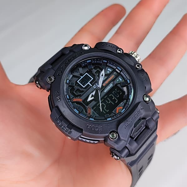ساعت مچی کاسیو جی شاک دو زمانه دکمه دیلایت پایین مشکی G-Shock (دو موتوره) — تصویر ۴