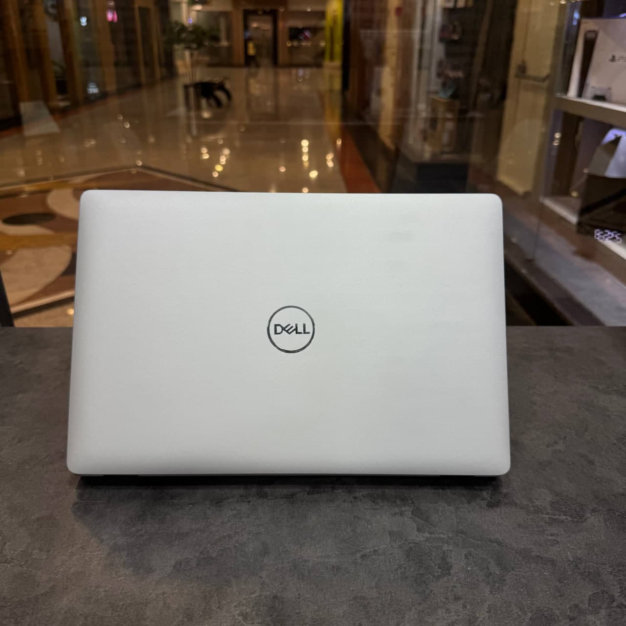 لپ تاپ Dell Latitude 5510 i5-10210u 8 256 — تصویر ۲