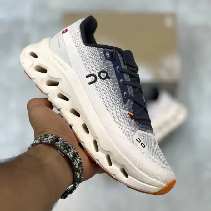 آن رانینگ رنگ سرمه‌ای سفید وارداتی | QC White Navy blue
