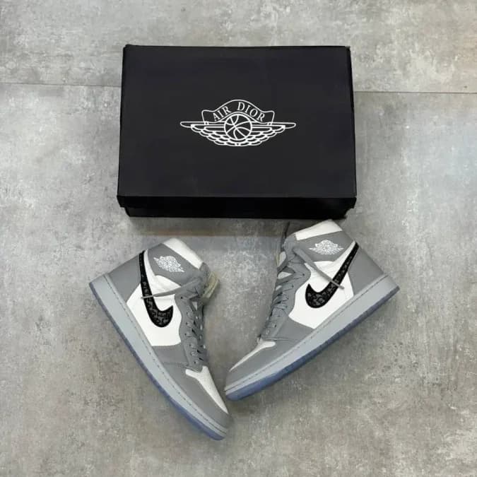 جردن وان ساقدار دیور مستر کوالیتی وارداتی | Air Jordan 1 High Dior — تصویر ۲