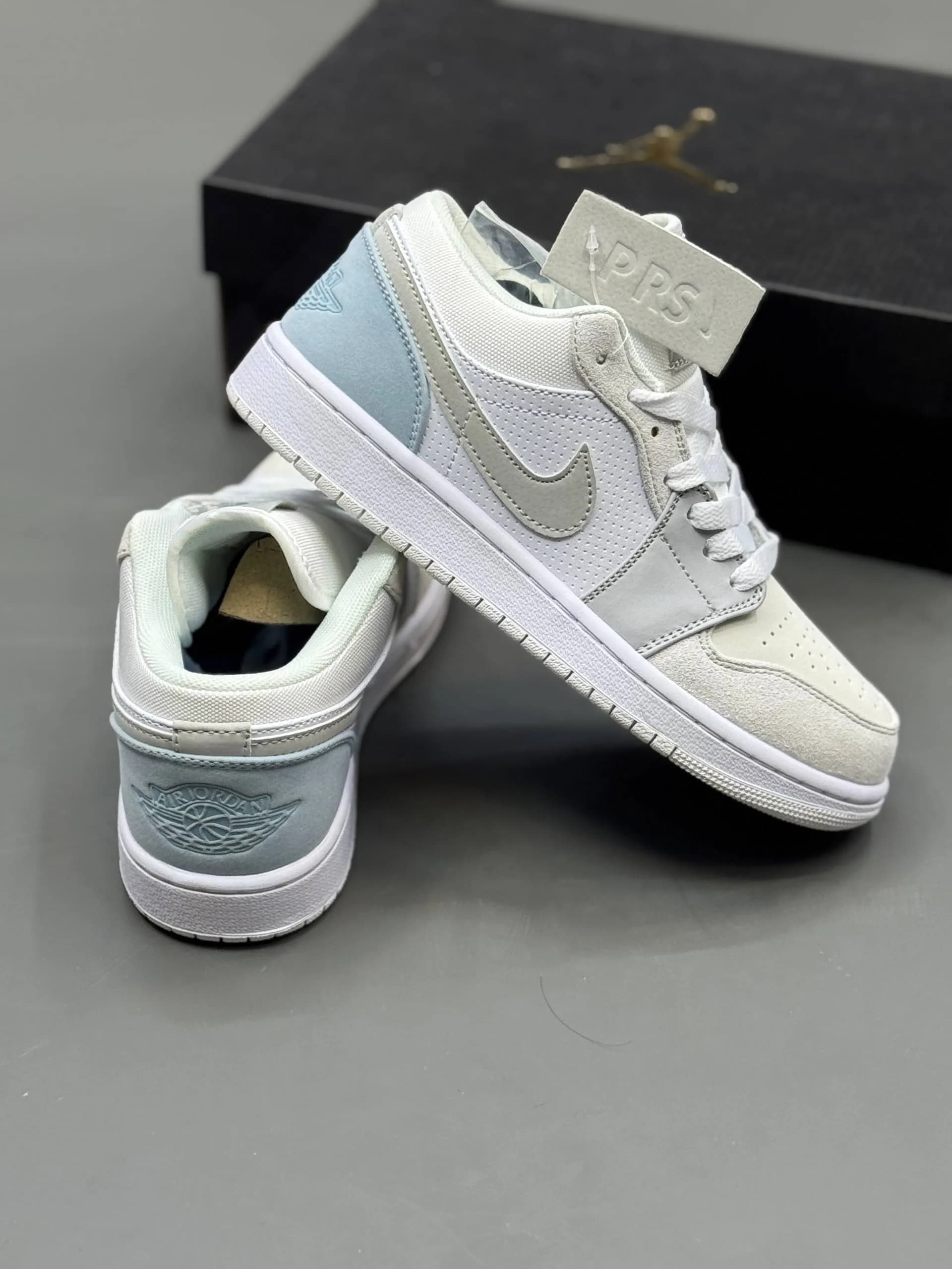 کفش جردن وان لو پاریس مستر کوالیتی | Jordan 1 Low Paris — تصویر ۲