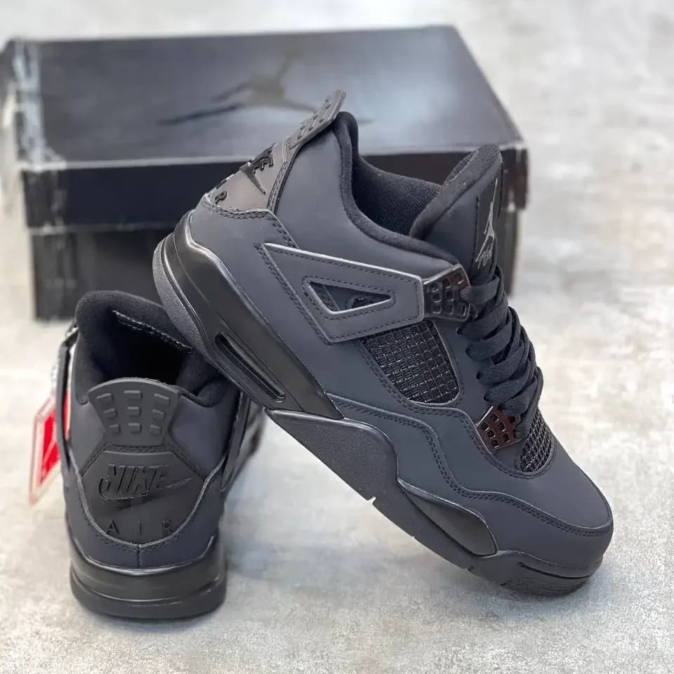 جردن ۴مشکی رویه چرم وارداتی | Air Jordan 4 Black Leather — تصویر ۲