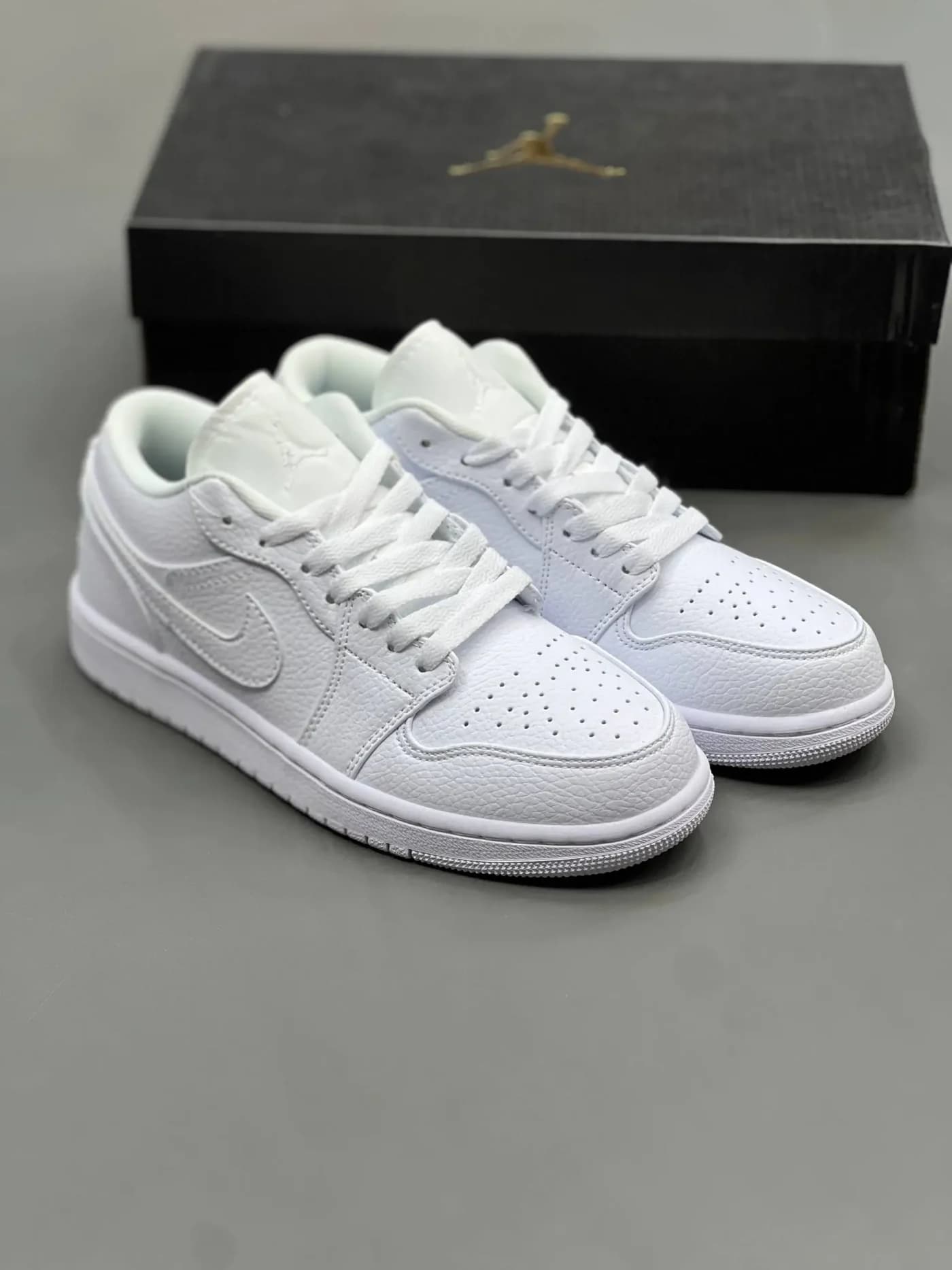 جردن وان لو تمام سفید | Jordan 1 Low White — تصویر ۲