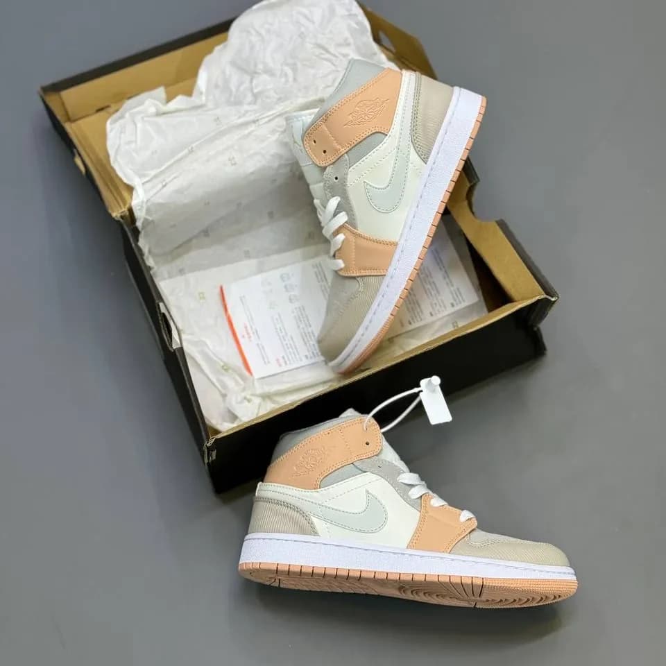 کفش جردن وان ساقدار میلان مستر کوالیتی وارداتی | Jordan 1 High Milan — تصویر ۳