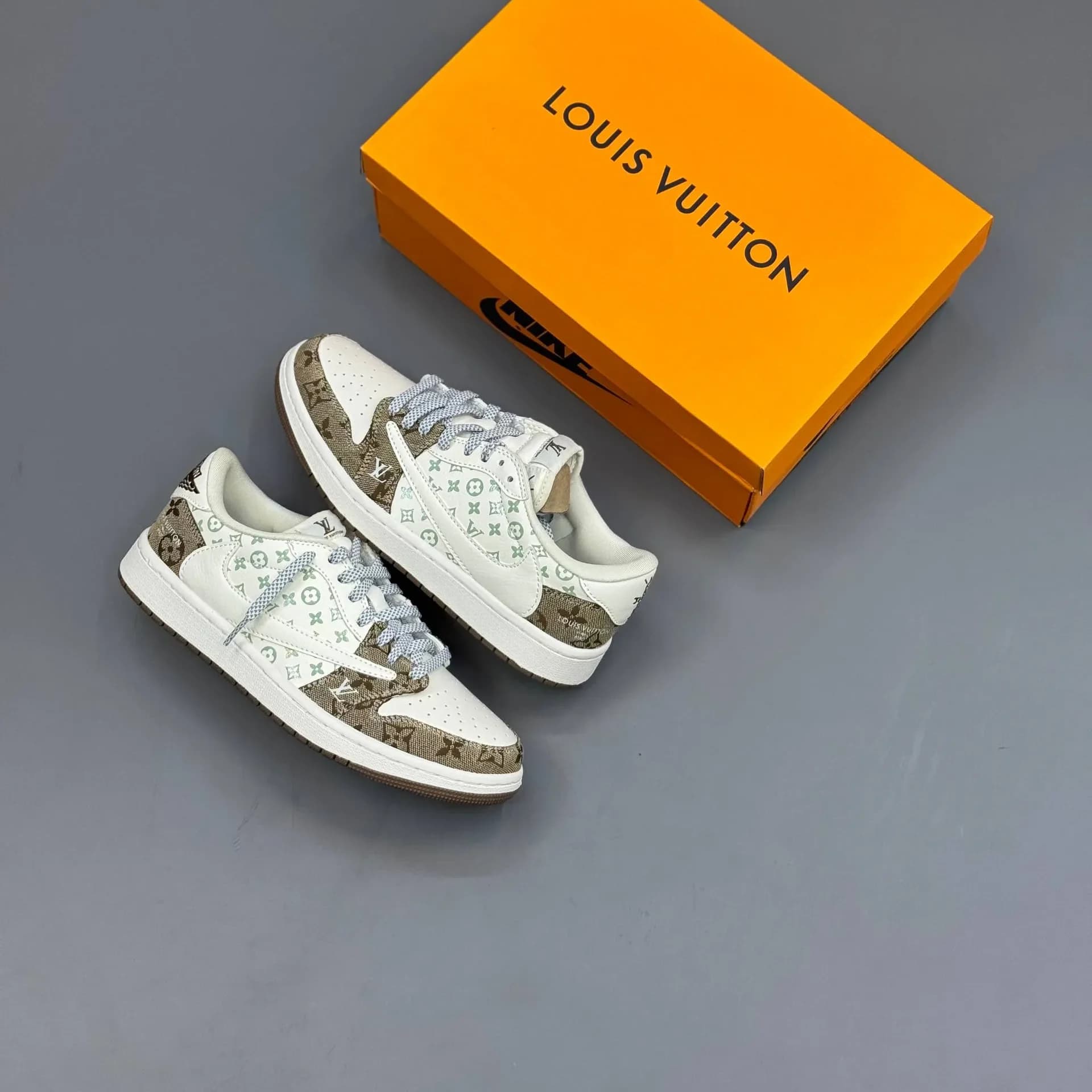 کفش نایک جردن تراویس LV سفید قهوه ای مستر کوالیتی | Nike Air Jordan Travis LV Master Quality — تصویر ۲
