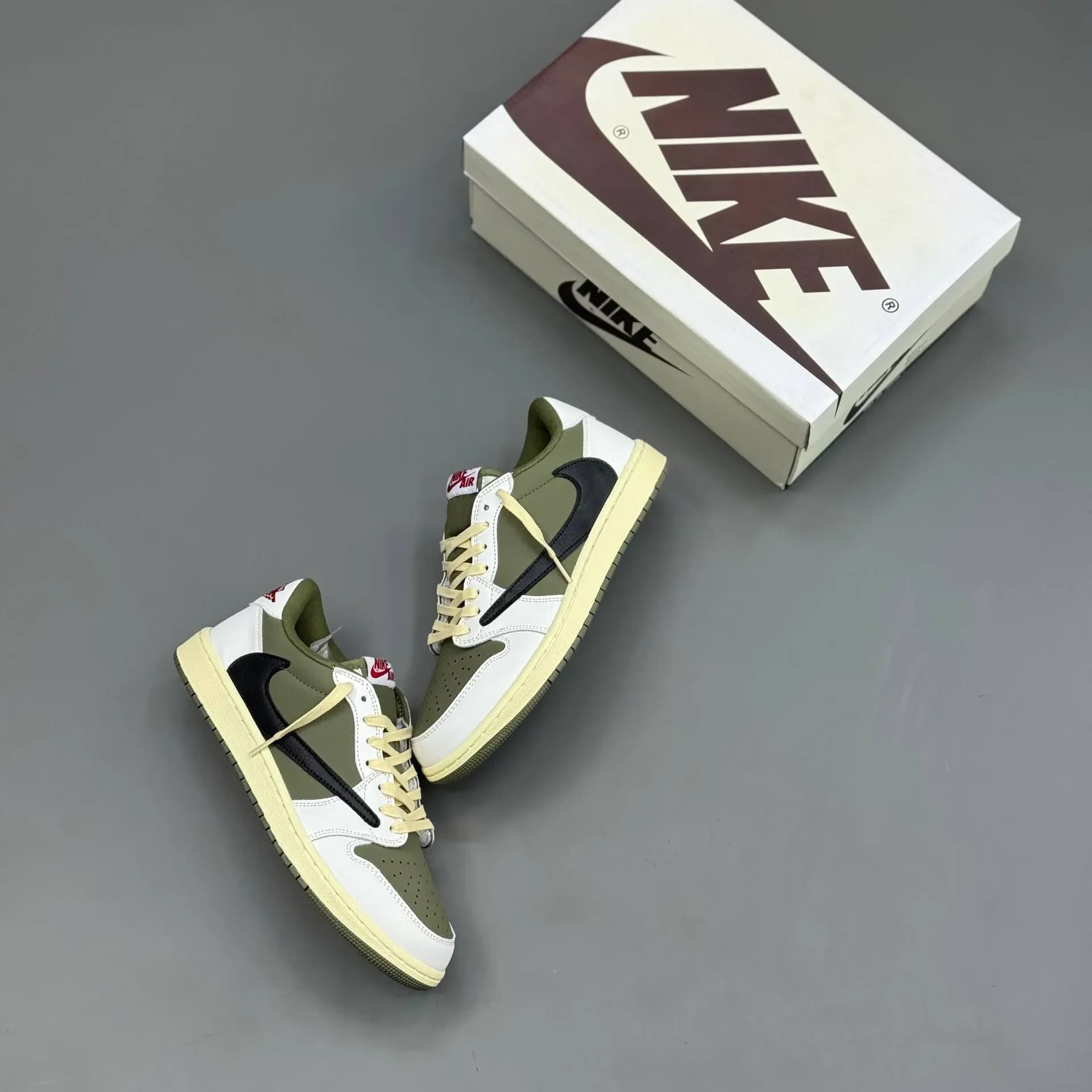 کفش نایک جردن تراویس مستر کوالیتی | Nike Air Jordan Travis Scott Master Quality — تصویر ۳