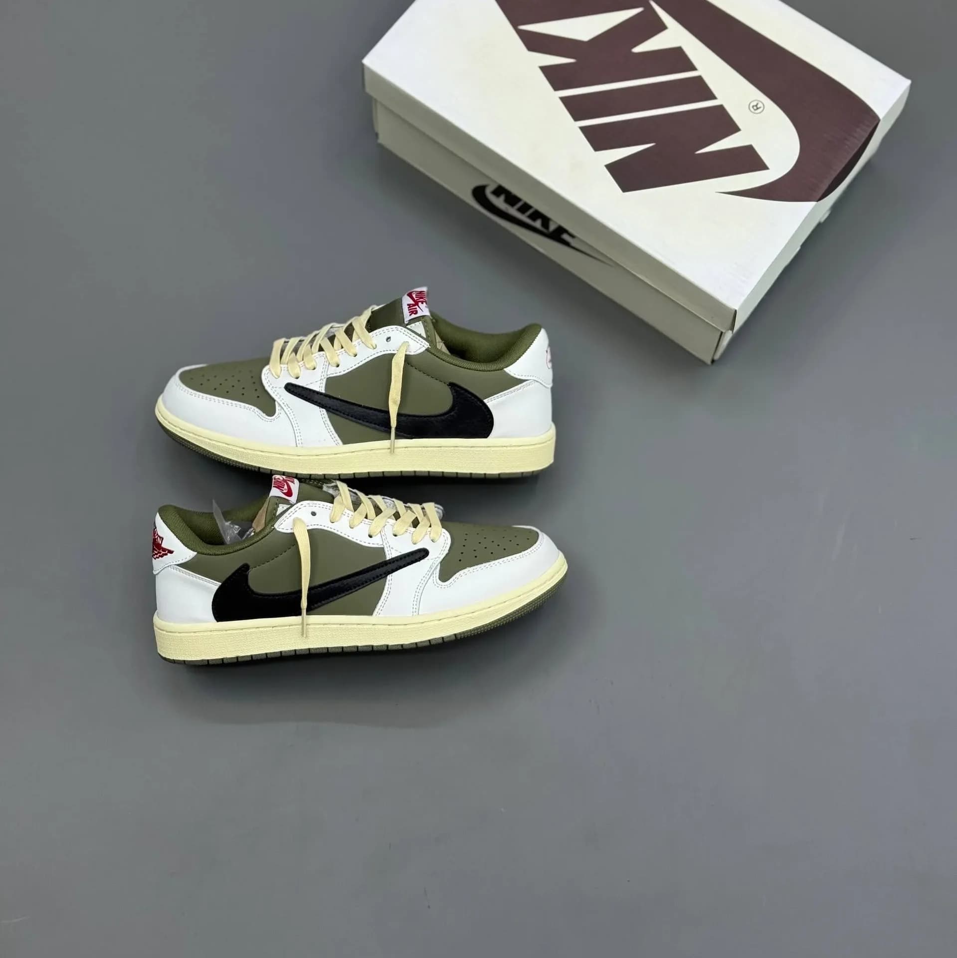 کفش نایک جردن تراویس مستر کوالیتی | Nike Air Jordan Travis Scott Master Quality — تصویر ۴