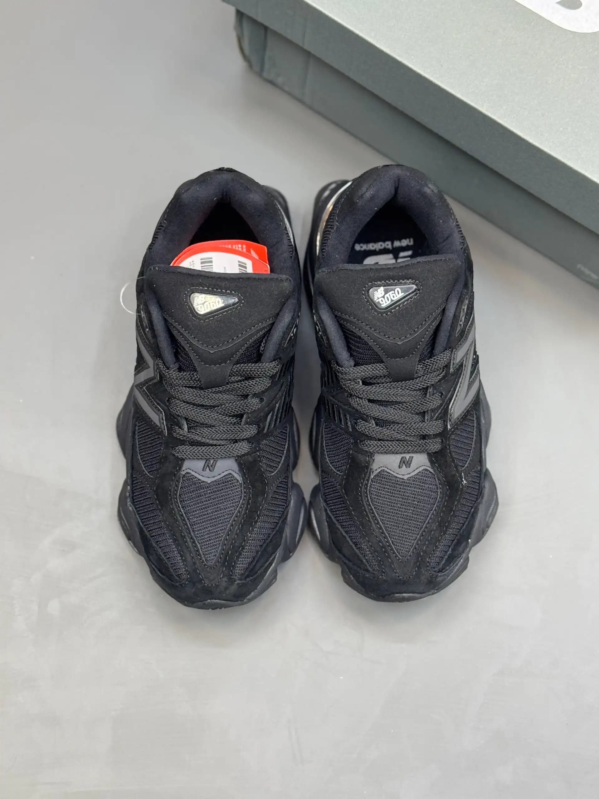 کفش نیو بالانس 9060 رنگ مشکی | New Balance 9060 — تصویر ۴