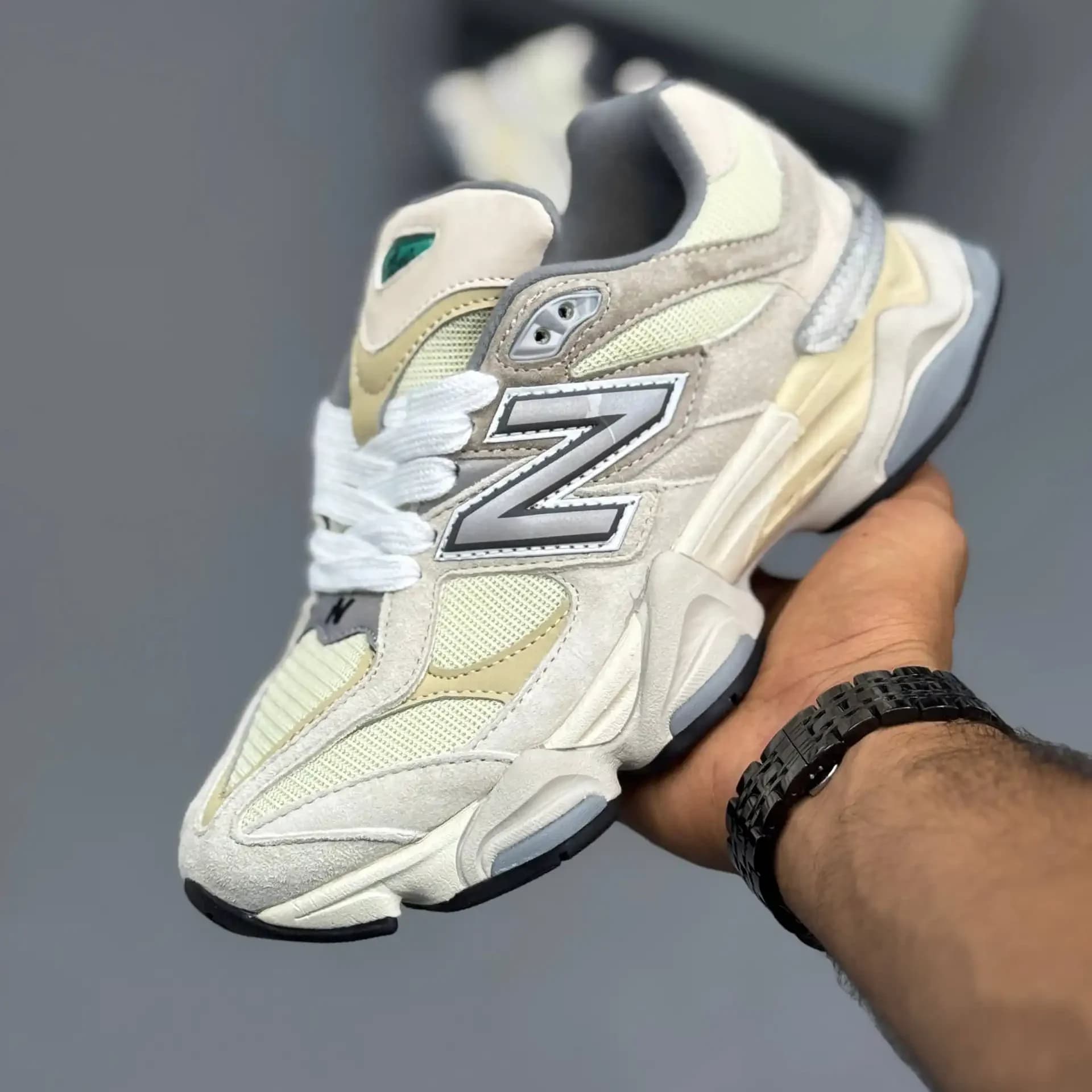کفش نیو بالانس 9060 رنگ کرم روشن | New Balance 9060