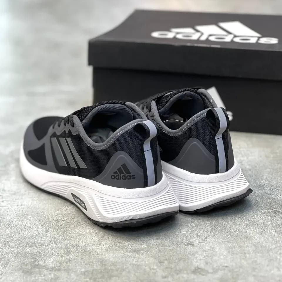 کفش آدیداس کلودفوم مشکی زیره سفید مستر کوالیتی | Adidas Cloudfoam Black White Sole Master Quality — تصویر ۴