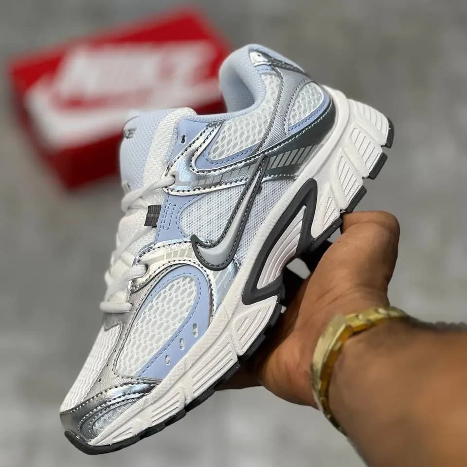 کفش نایک V5K سفید آبی کم‌رنگ مستر کوالیتی وارداتی | Nike V5K White Light Blue Master Quality