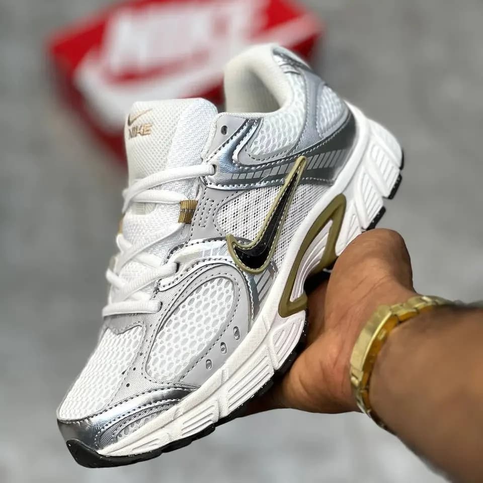 کفش نایک V5K سفید طوسی طلایی مستر کوالیتی وارداتی | Nike V5K White Grey Gold Master Quality