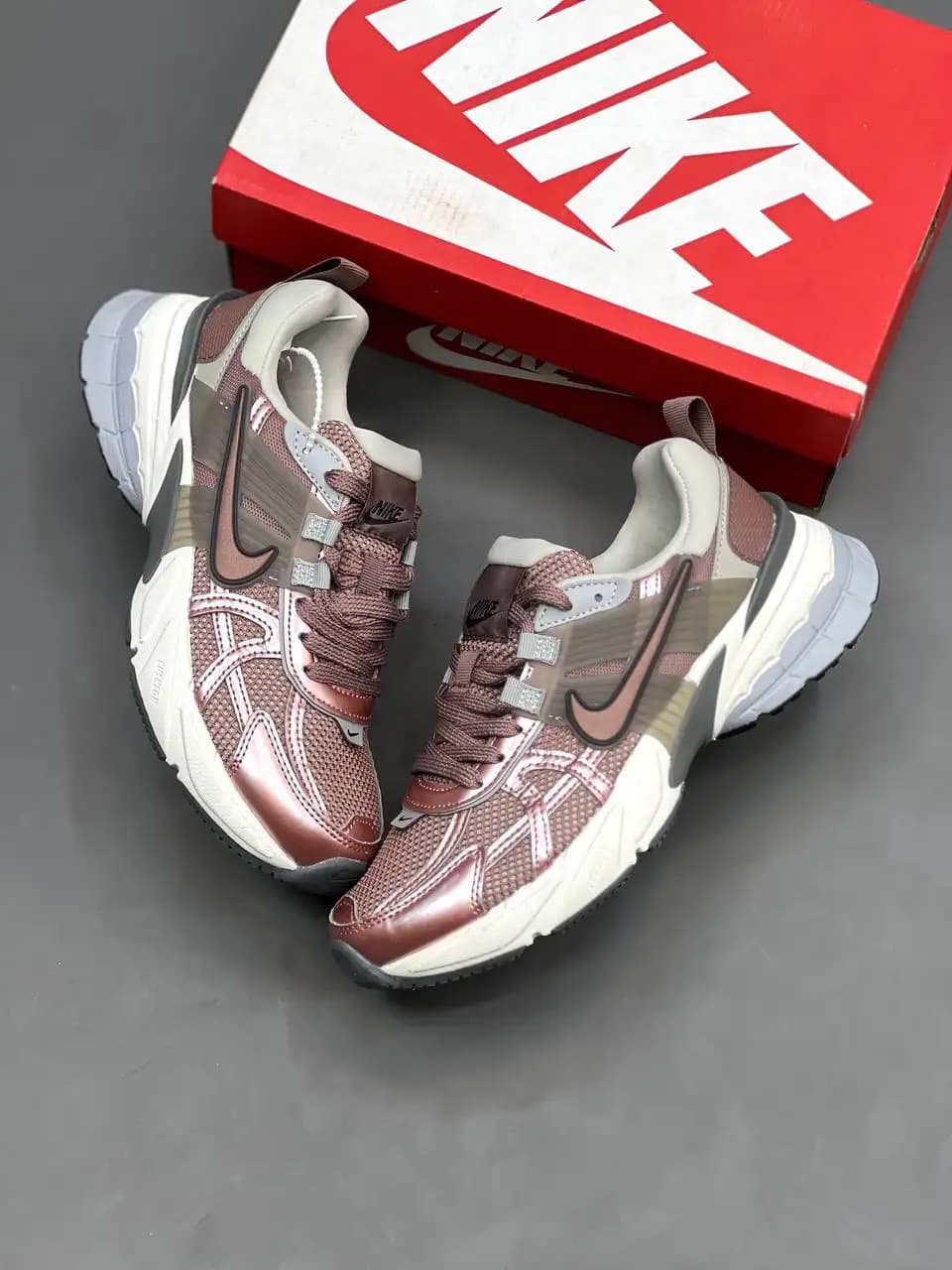 کفش نایک وی تو کی رانینگ (Nike V2K Running – Master Quality) وارداتی — تصویر ۴