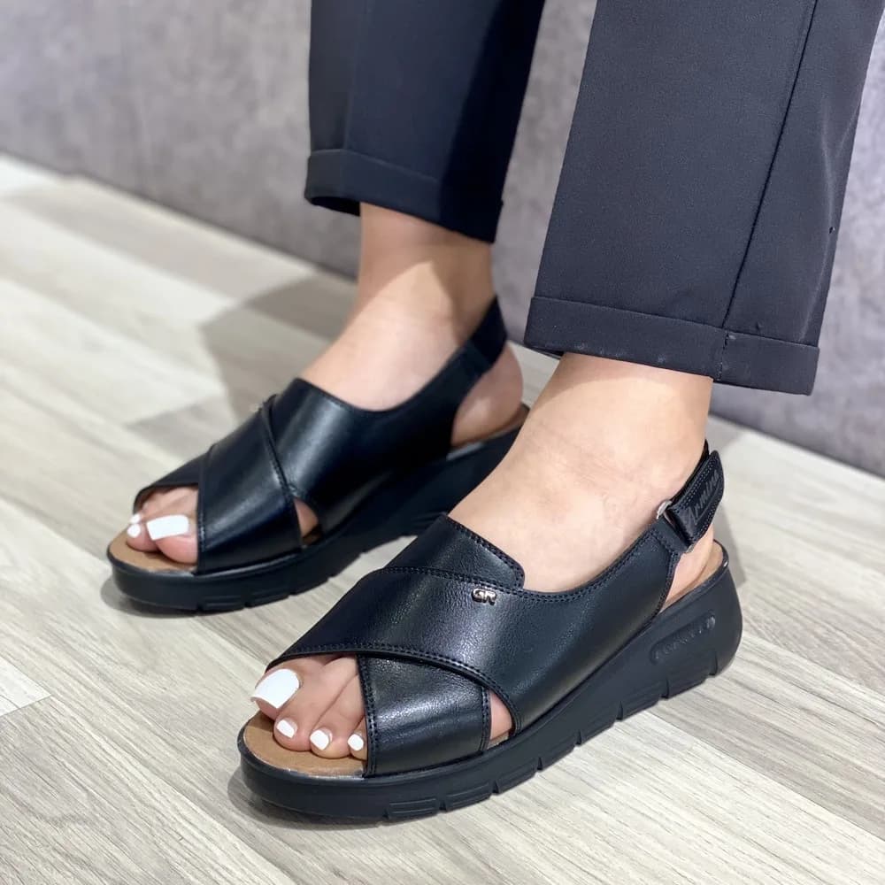 کفش زنانه لژدار