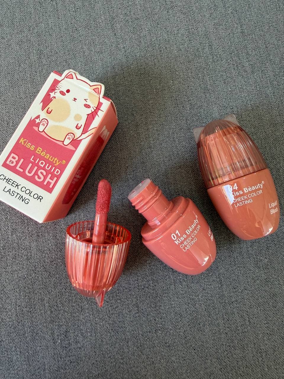 رژگونه و رژ مایع طرح گربه‌ای کد 3 — تصویر ۳