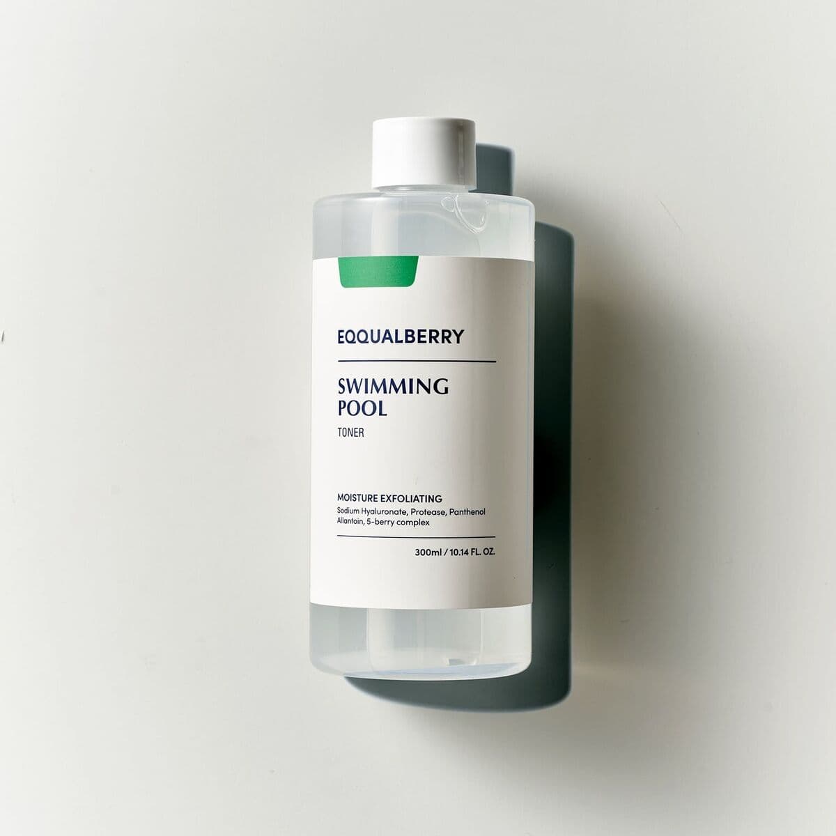 تونر اکوال بری Eqqualberry مدل swimming pool آبرسان و تسکین دهنده Eqqualberry Swimming Pool Daily Facial Toner مناسب انواع پوست حجم 300 میلی لیتر