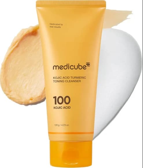شوینده صورت روشن کننده و ضد لک مدیکیوب Kojic Acid Turmeric Toning Cleanser مناسب برای انواع پوست وزن120گرم