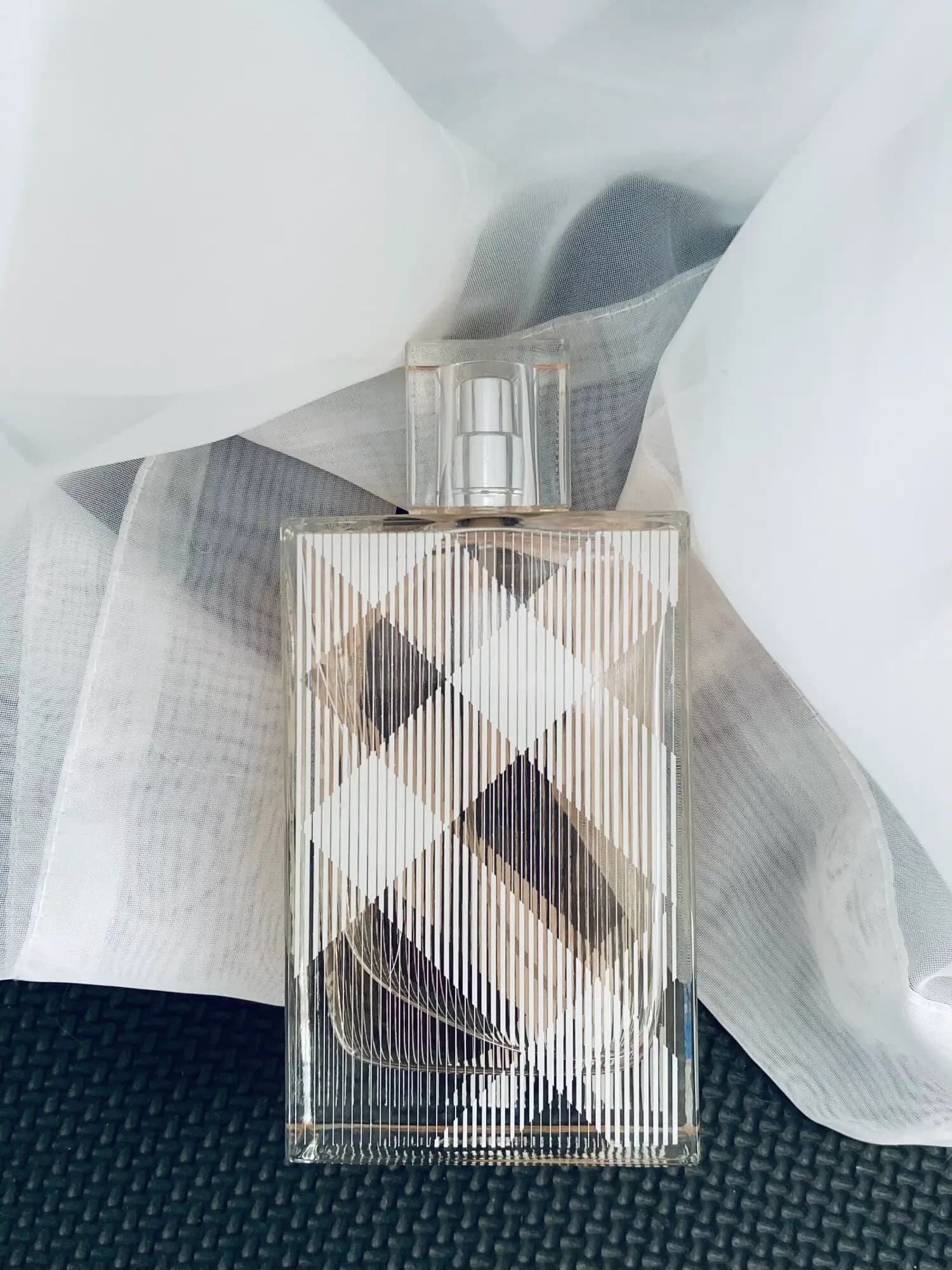 عطر ادکلن باربری بریت ادو تویلت اصل | Burberry Brit — تصویر ۵
