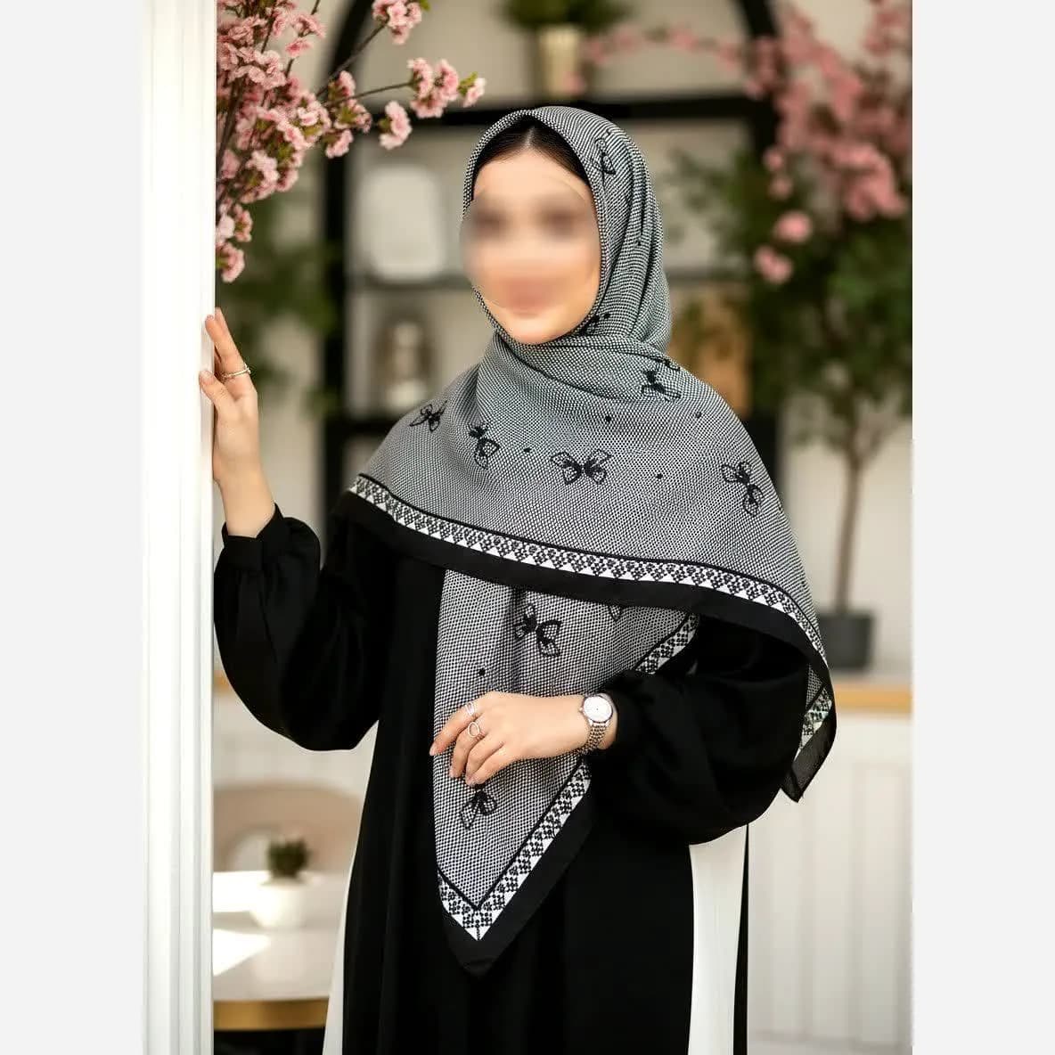 روسری نخی طرح پاپیونی مشکی قواره 140 دور دوخت درجه یک