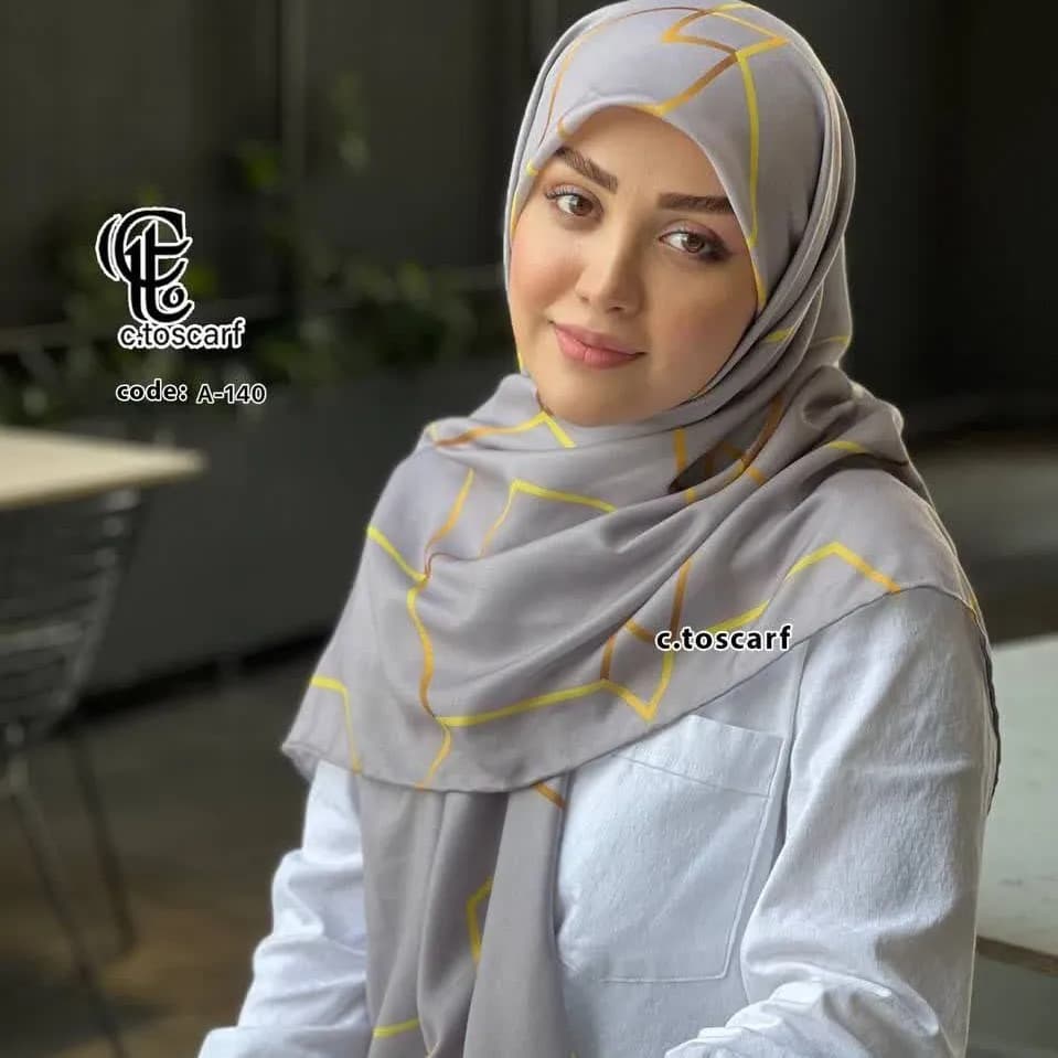 روسری مجلسی طرح افرا نخ کاستوم سیتو قواره بزرگ 140×140 لیز نیست — تصویر ۳