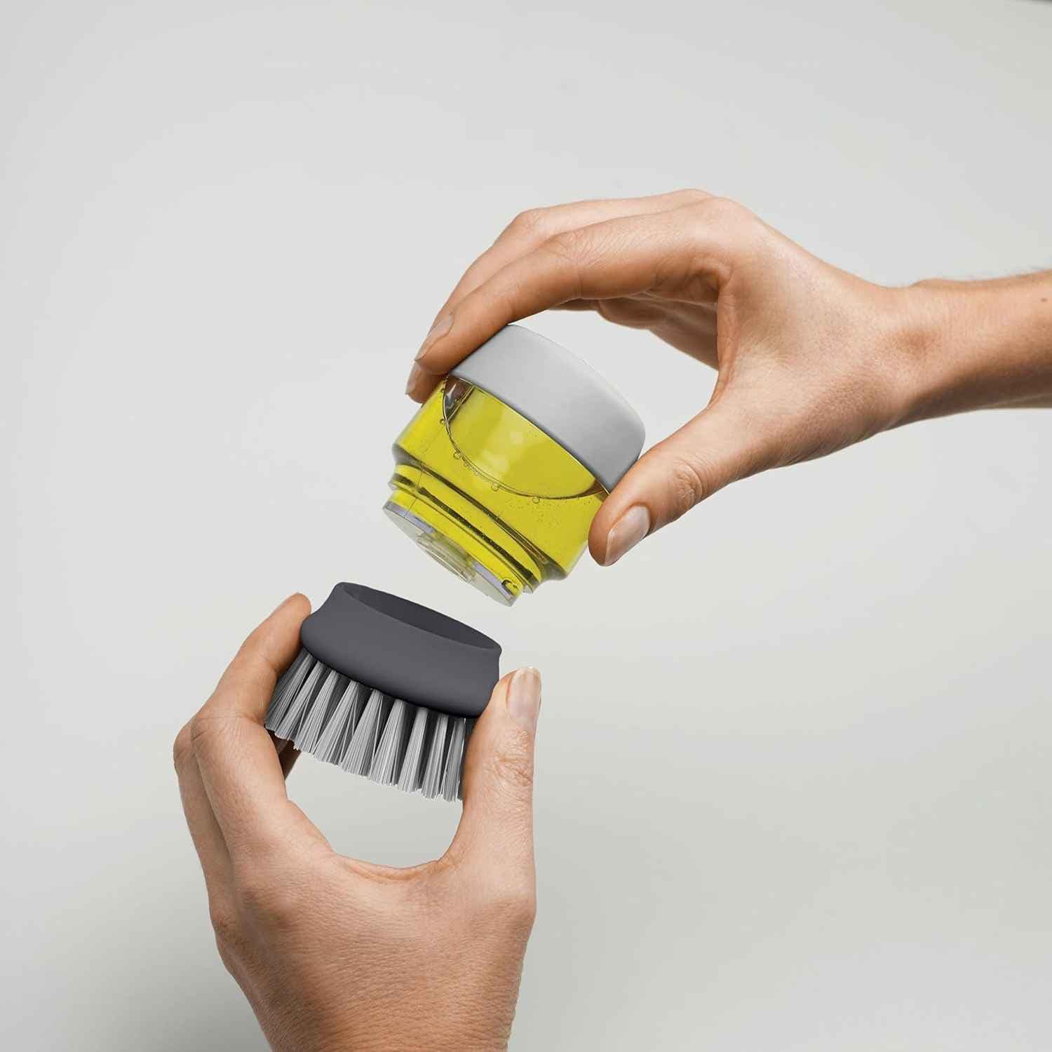 فرچه ظرفشویی مخزن‌دار جوزف جوزف مدل Joseph Joseph Palm Scrub — تصویر ۶