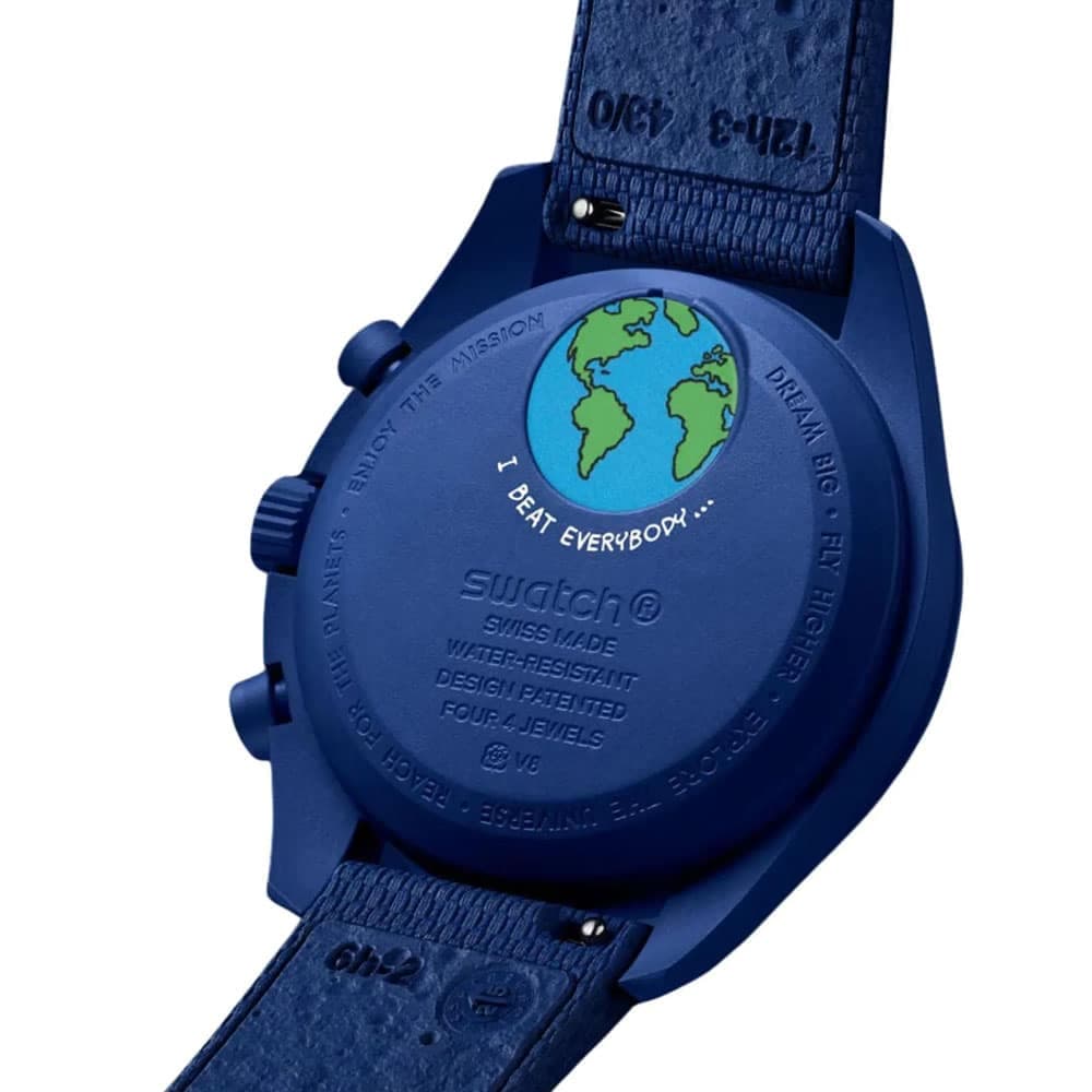 ساعت امگا سواچ مدل MoonSwatch MISSION TO EARTHPHASE – MOONSHINE GOLD Omega X Swatch SO33N701L — تصویر ۲