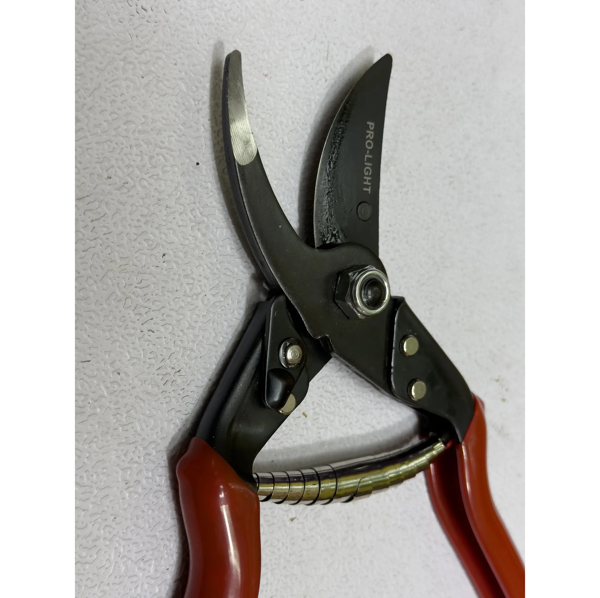 قیچی باغبانی لایت مدل SMT-PRO-LIGHT-JAPAN-JH-615 — تصویر ۳